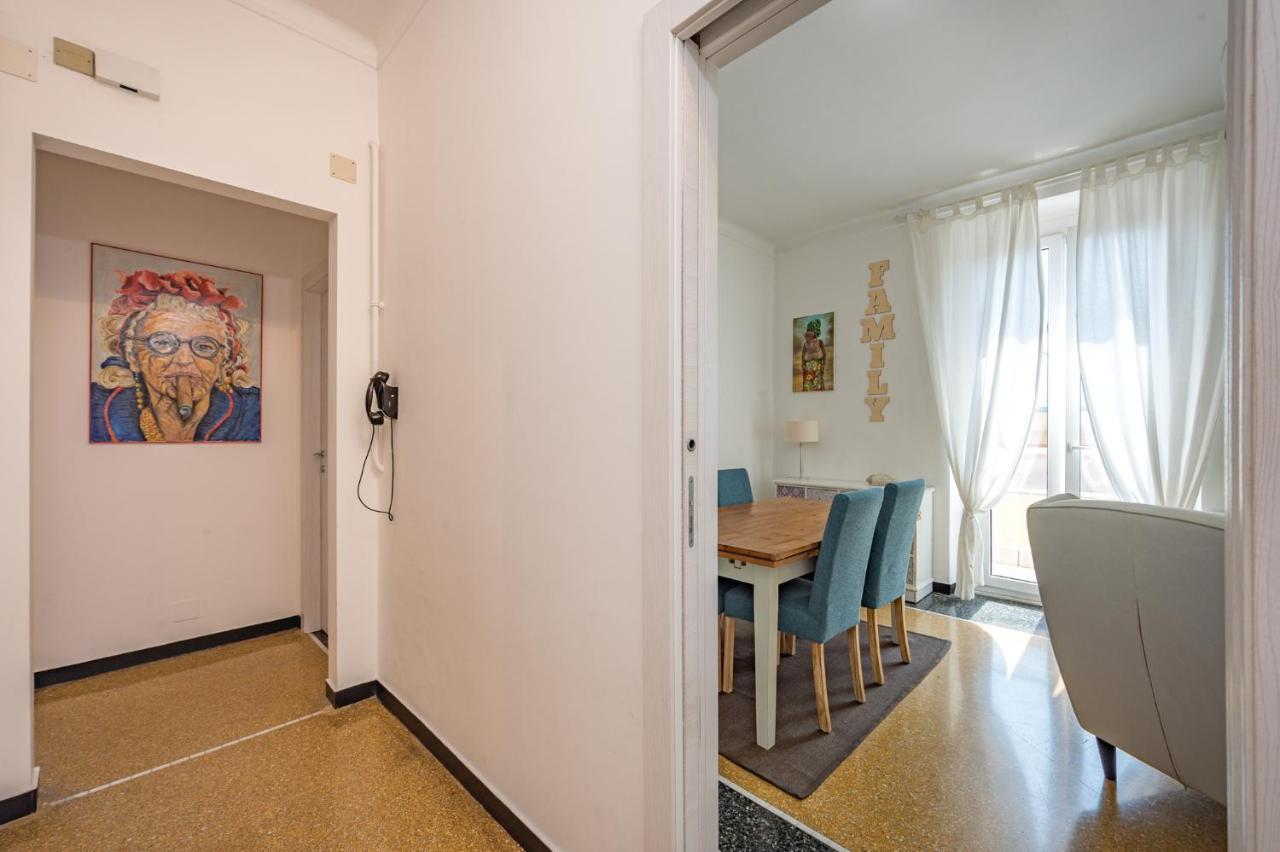 Apartamento Joivy Penthouse Flat With Terrace Génova Exterior foto