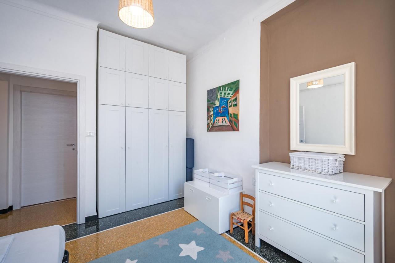 Apartamento Joivy Penthouse Flat With Terrace Génova Exterior foto