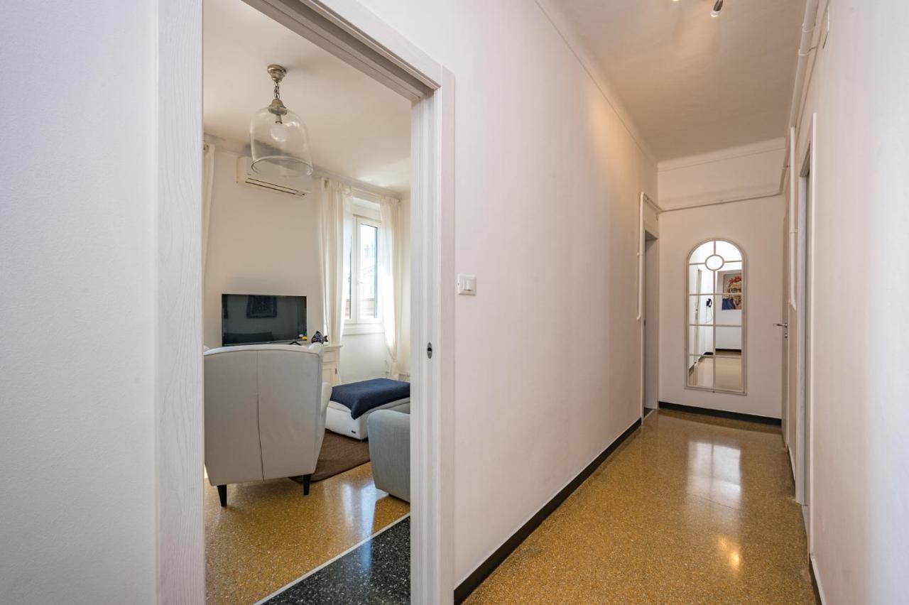 Apartamento Joivy Penthouse Flat With Terrace Génova Exterior foto