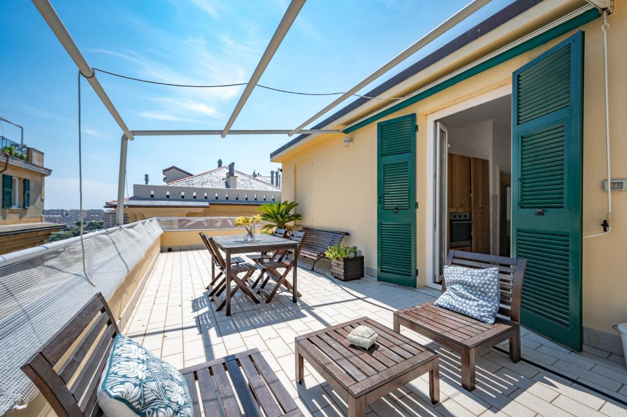 Apartamento Joivy Penthouse Flat With Terrace Génova Exterior foto