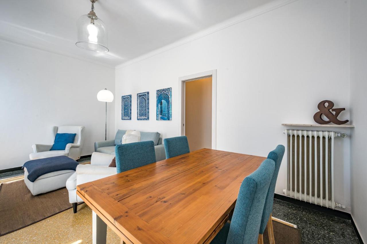 Apartamento Joivy Penthouse Flat With Terrace Génova Exterior foto